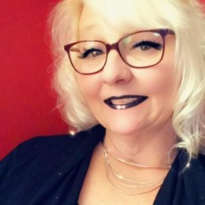 Meet your Posher, Lee